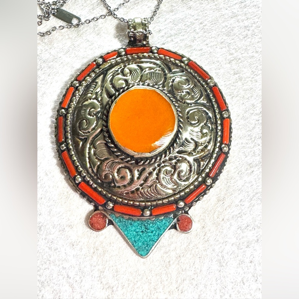 Tibetan turquoise x coral handmade Nepal pendant necklace
